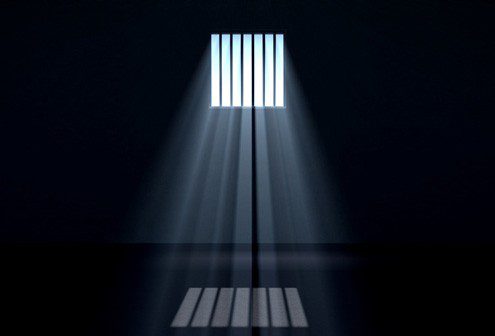 Fængselsdom ved import af designerlamper